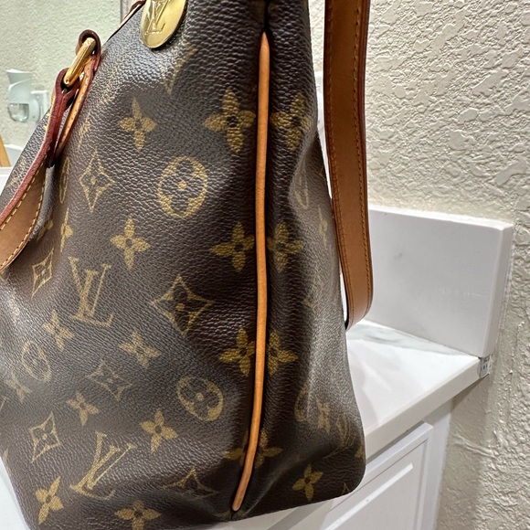 🔥Authentic Louis Vuitton PM Palermo🔥 - Picture 15 of 17